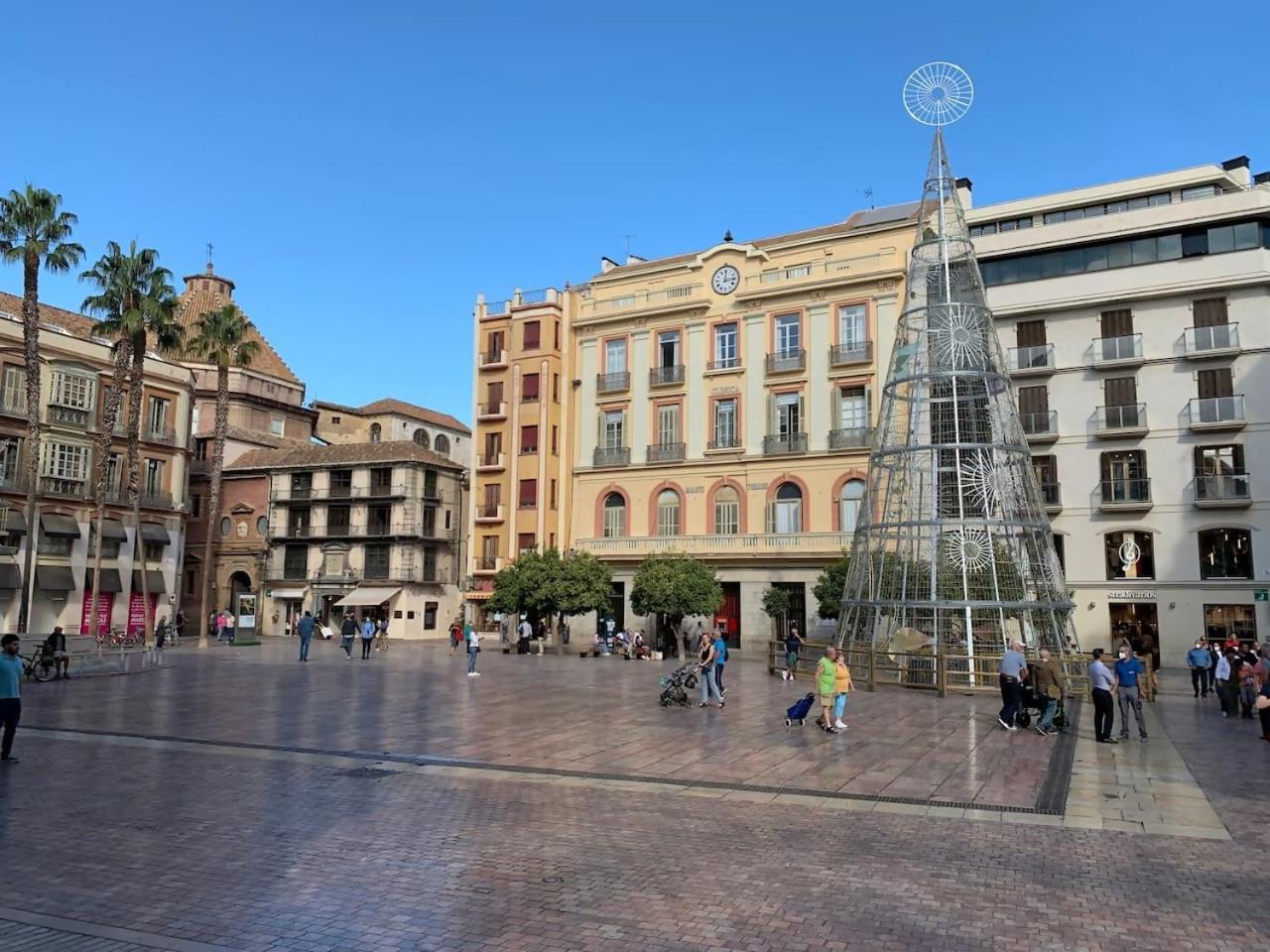 Malagueta Sol Y Playa Apartment Malaga Ngoại thất bức ảnh